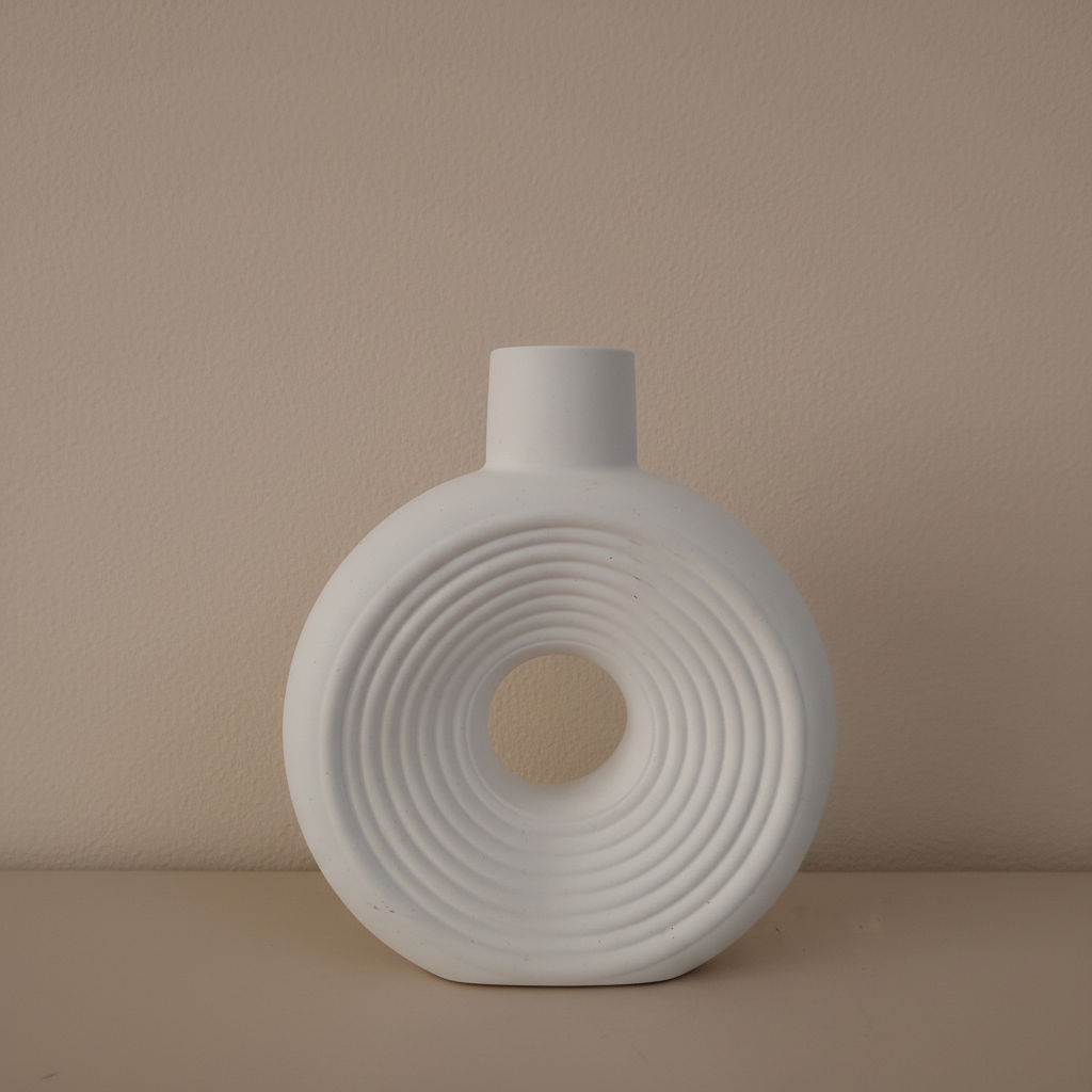 Vase Éclipse blanc fond neutre